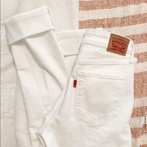 Levi’s White Jeans